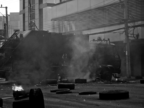 12_bangkok_protests_burning_garbage_truck